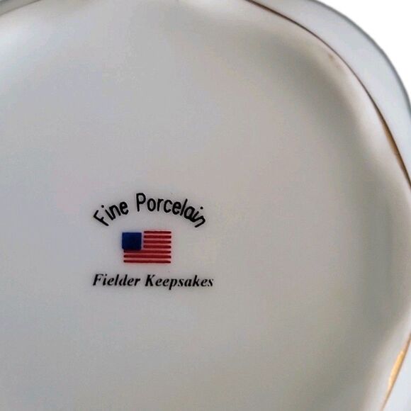 FIELDER KEEPSAKES Coffee/Tea Cup Fine Porcelain Bichon Frise Gold Edge 4" x 5" - Picture 6 of 9